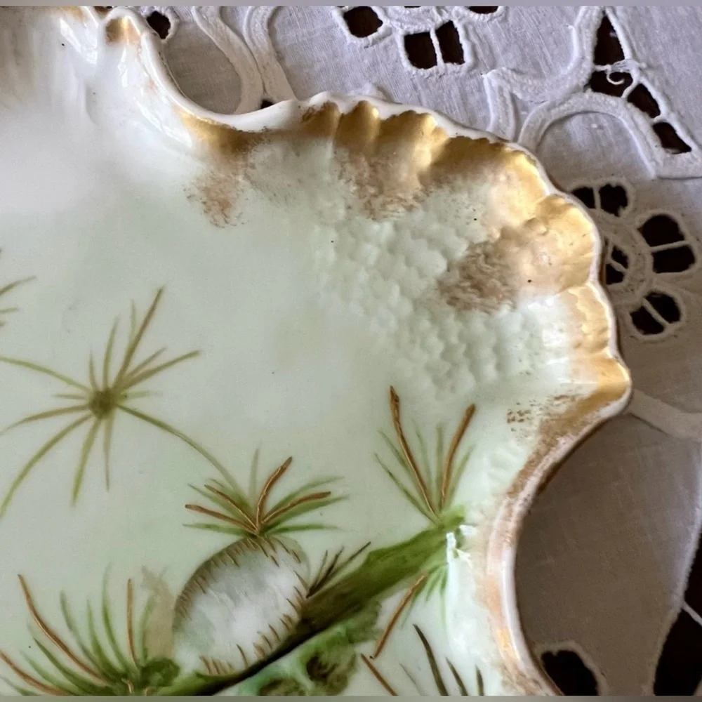 Limoges Vintage Unique Shape Dish Ceramic Ivory/Whit/Green w/ Gold Trim - Picture 12 of 15